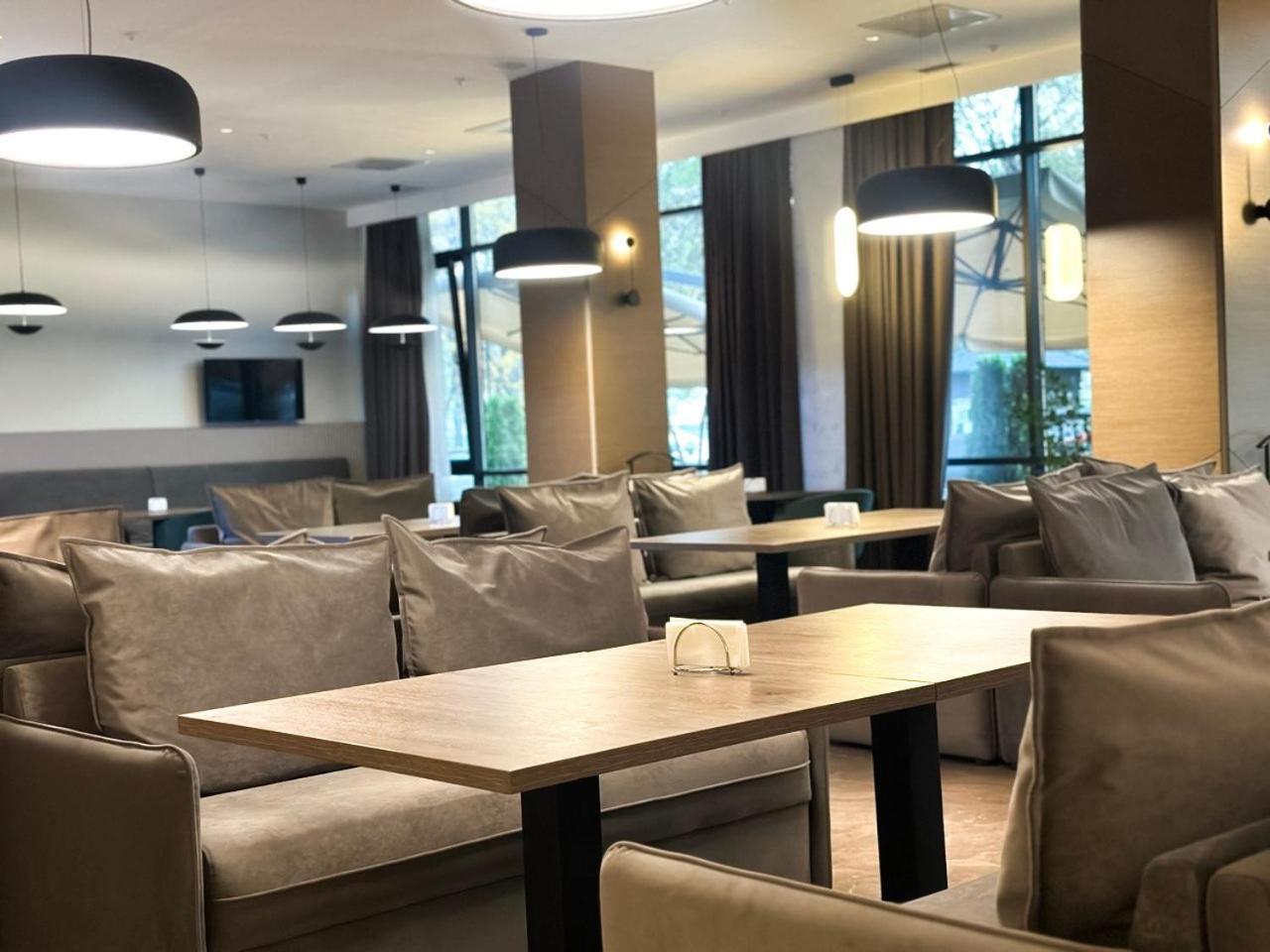 Raavah Aparthotel Almatî Exterior foto